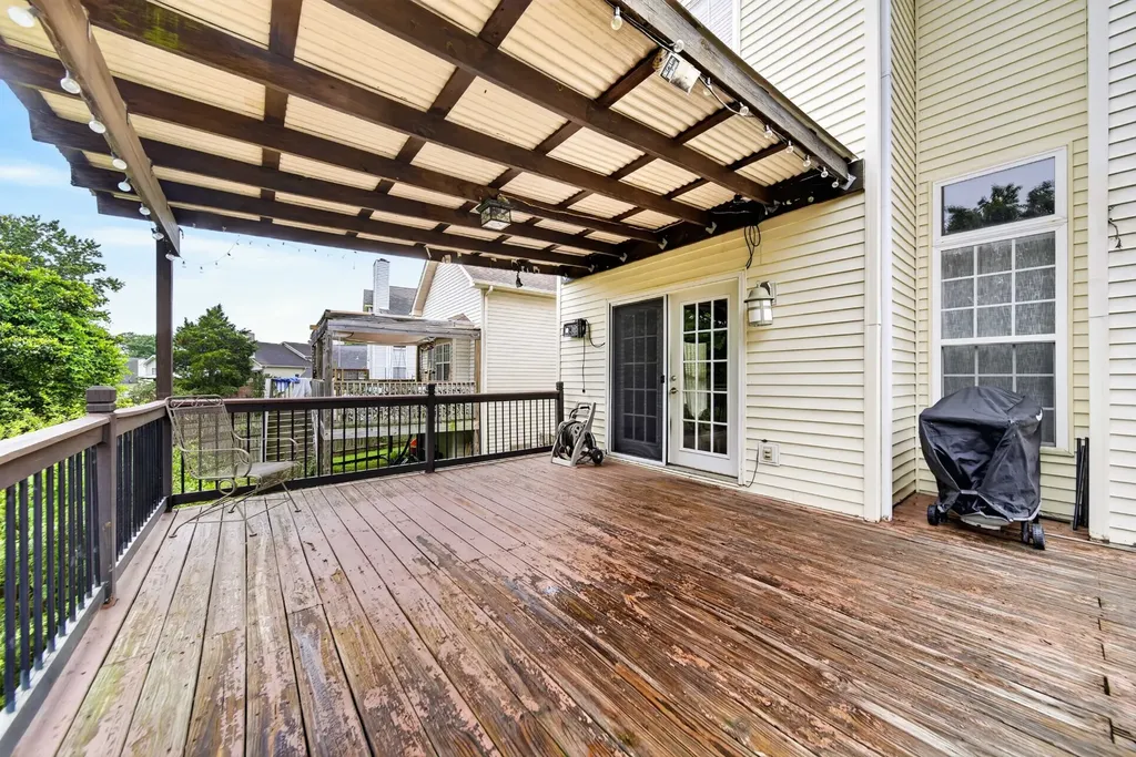 4021 Farmingham Woods Drive Hermitage TN 37076