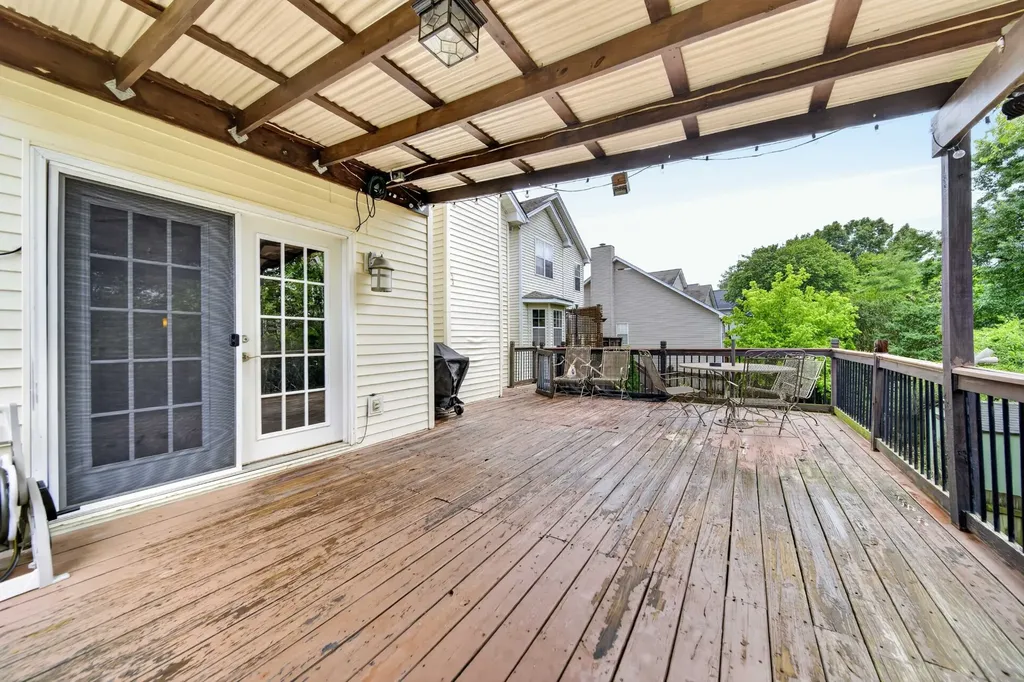 4021 Farmingham Woods Drive Hermitage TN 37076