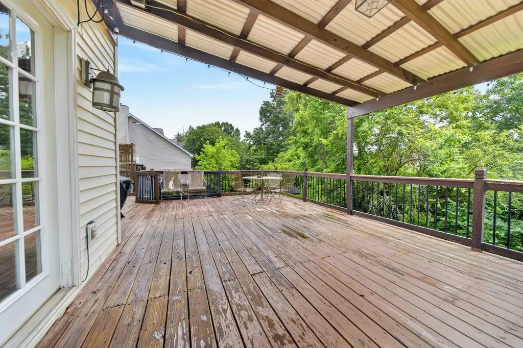 4021 Farmingham Woods Drive Hermitage TN 37076