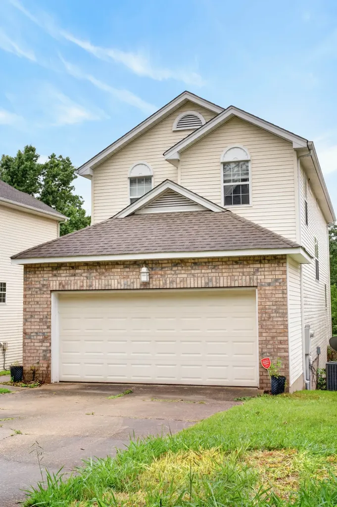 4021 Farmingham Woods Drive Hermitage TN 37076
