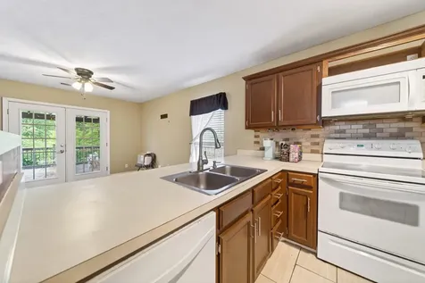 4021 Farmingham Woods Drive Hermitage TN 37076