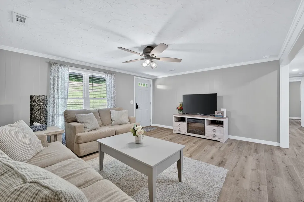 756 Shasteen Hollow Road Lynchburg TN 37352