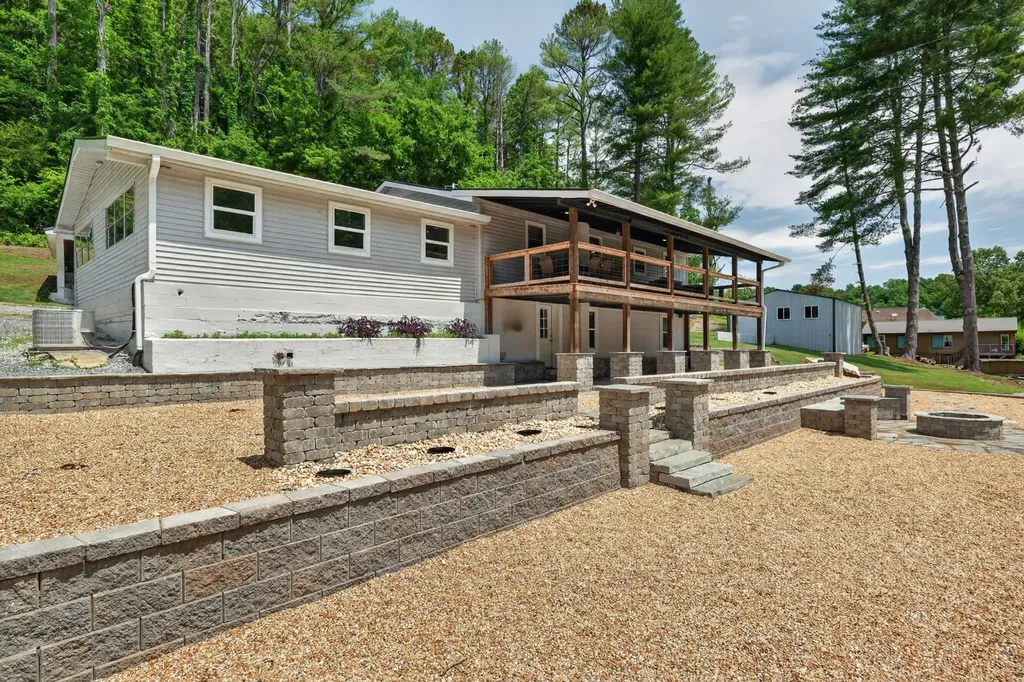 756 Shasteen Hollow Road Lynchburg TN 37352