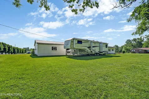 1104 Allardt Highway Jamestown TN 38556