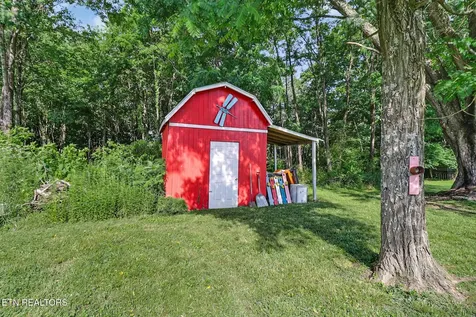 1104 Allardt Highway Jamestown TN 38556