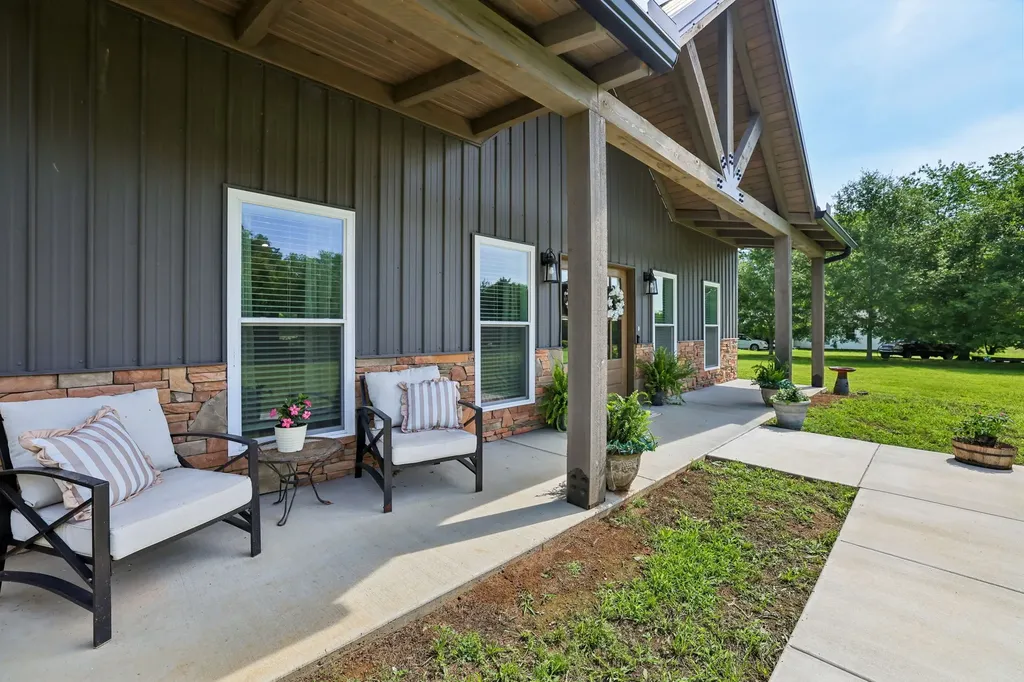 1040 Tate Road Petersburg TN 37144