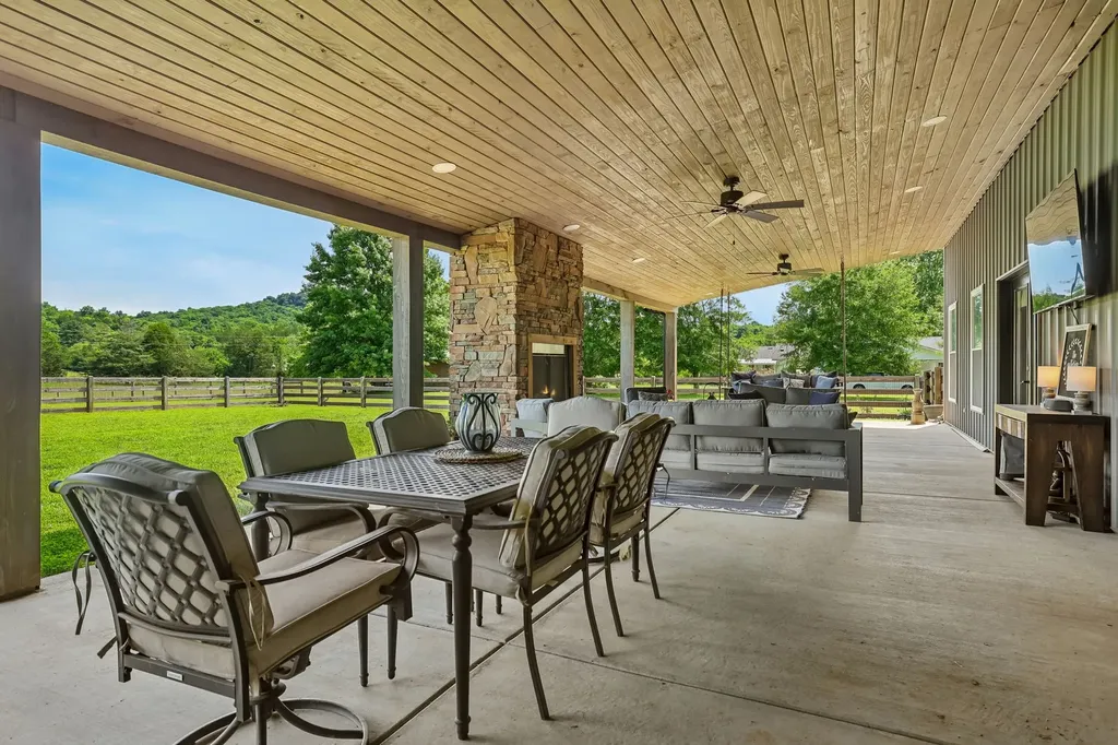 1040 Tate Road Petersburg TN 37144