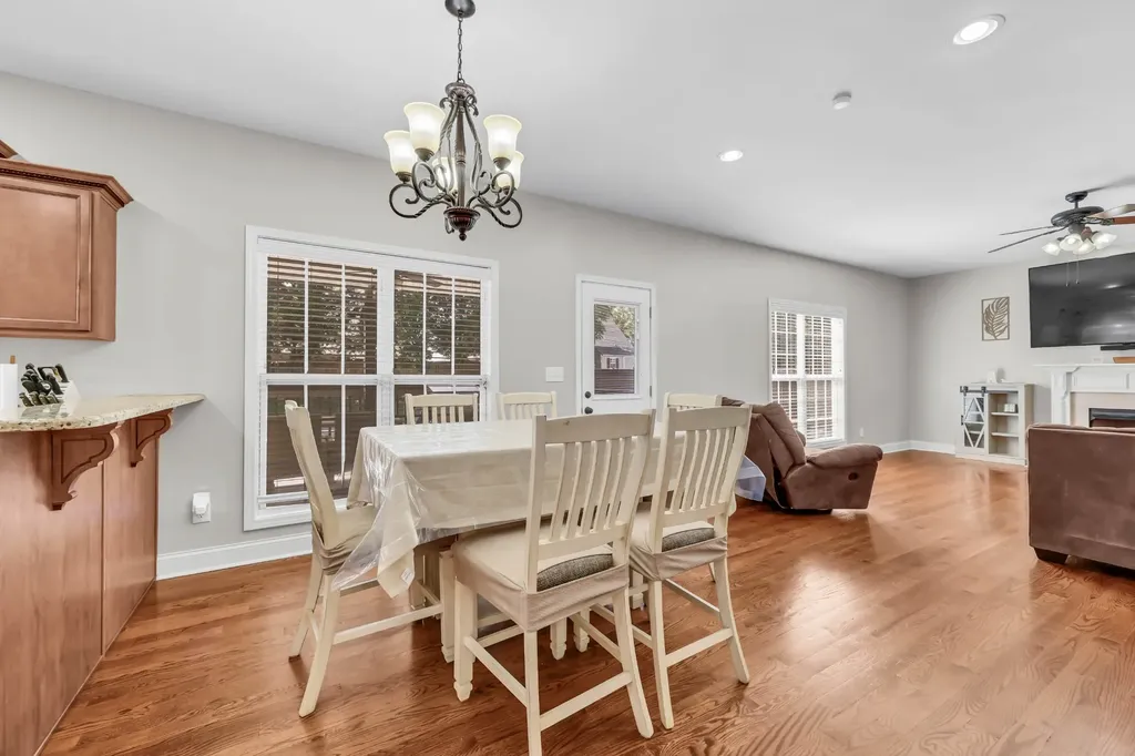 2238 Ellington Gait Drive Clarksville TN 37043