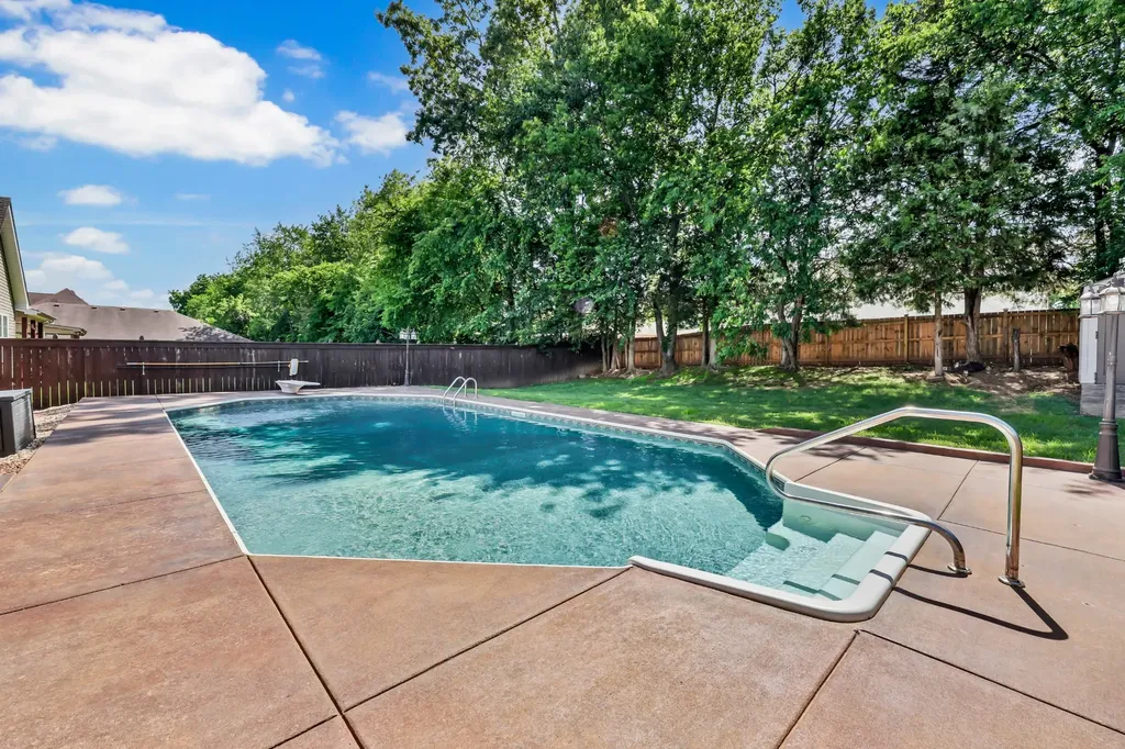 2238 Ellington Gait Drive Clarksville TN 37043
