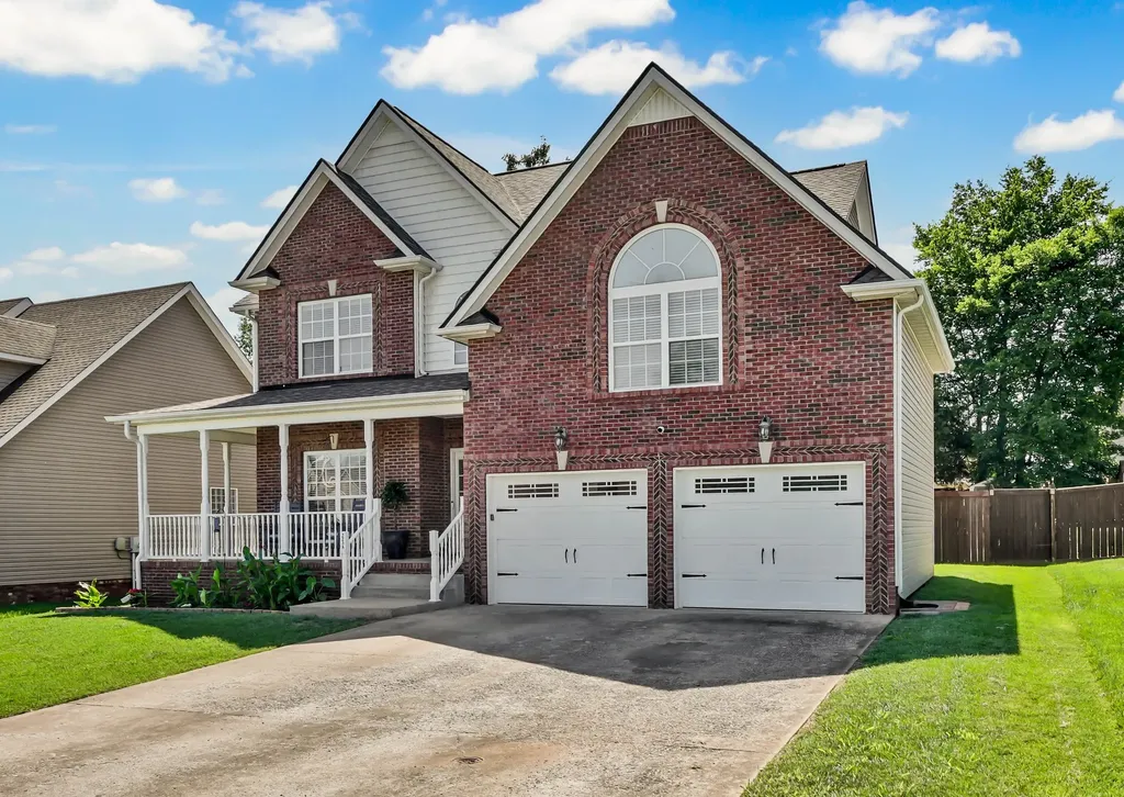 2238 Ellington Gait Drive Clarksville TN 37043