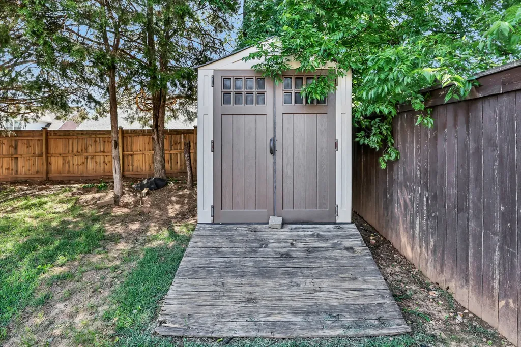 2238 Ellington Gait Drive Clarksville TN 37043