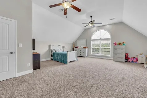 2238 Ellington Gait Drive Clarksville TN 37043
