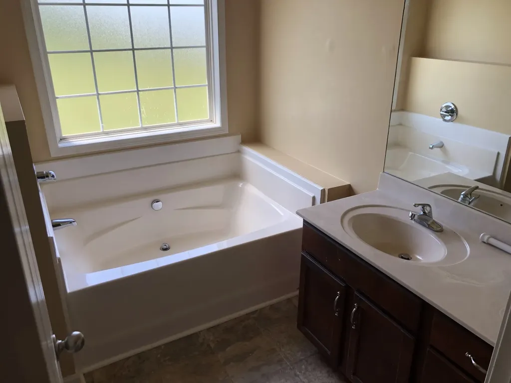 952 Cindy Jo Court Clarksville TN 37040
