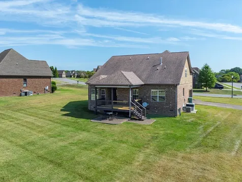 2731 Jasmine Street Lebanon TN 37087