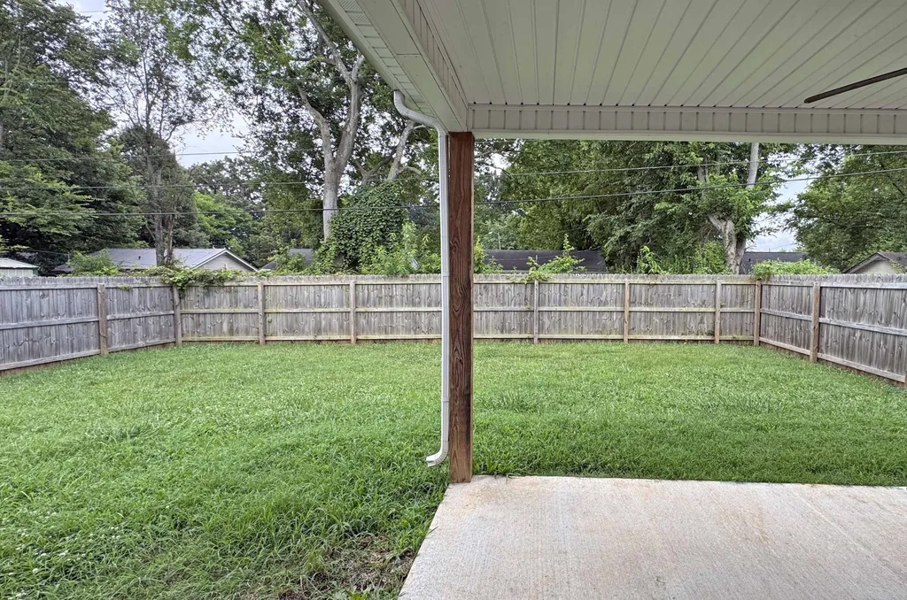 220 King Road Clarksville TN 37042