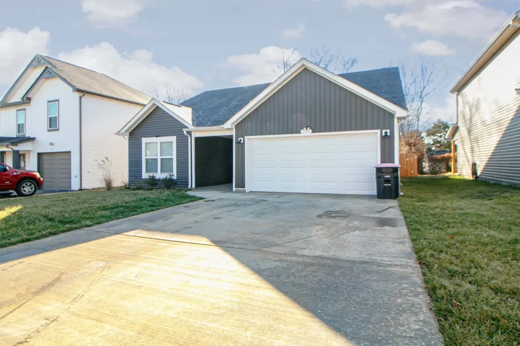 220 King Road Clarksville TN 37042