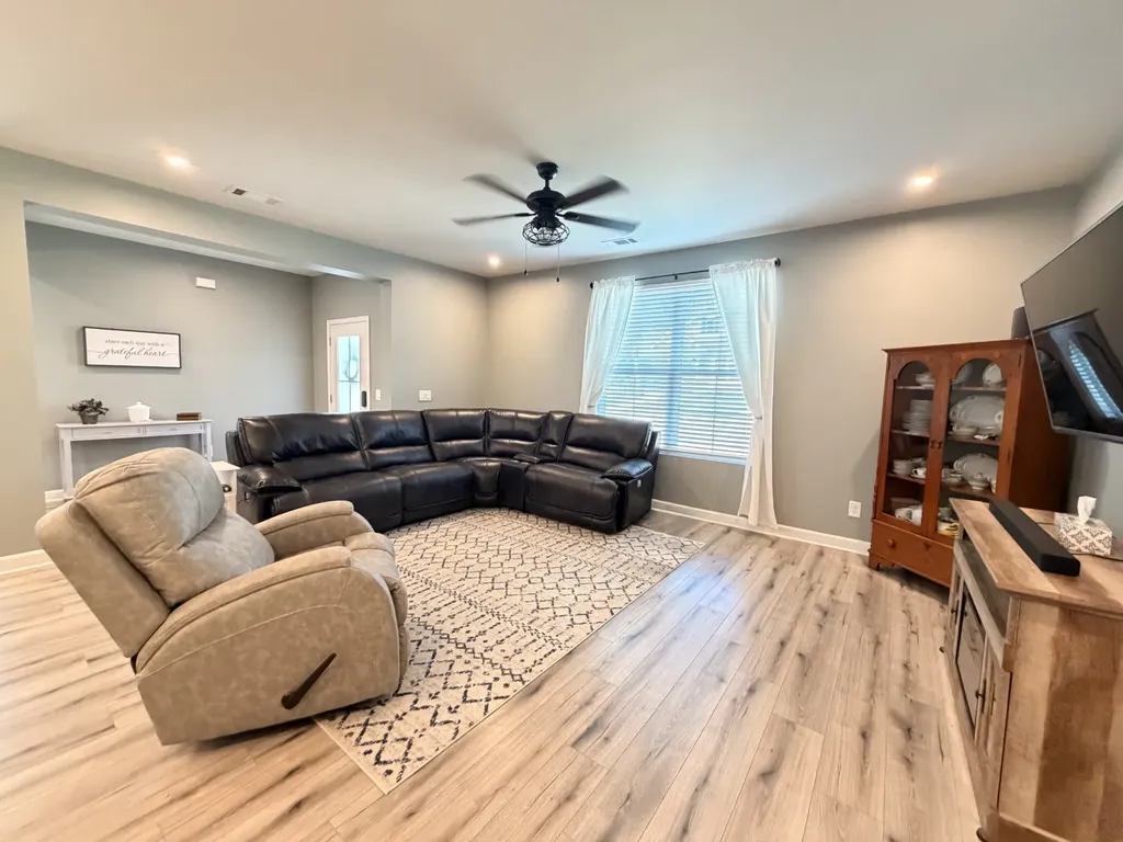 2919 Suzanne Landon Drive Murfreesboro TN 37130