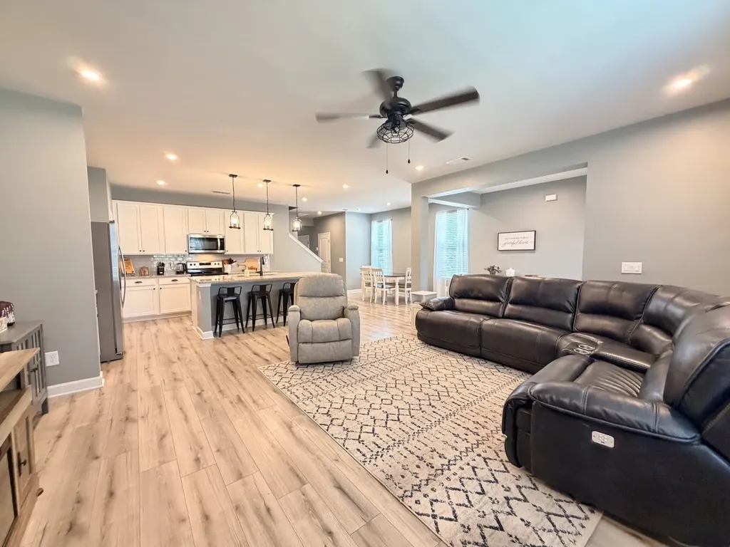 2919 Suzanne Landon Drive Murfreesboro TN 37130