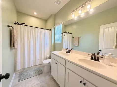 2919 Suzanne Landon Drive Murfreesboro TN 37130