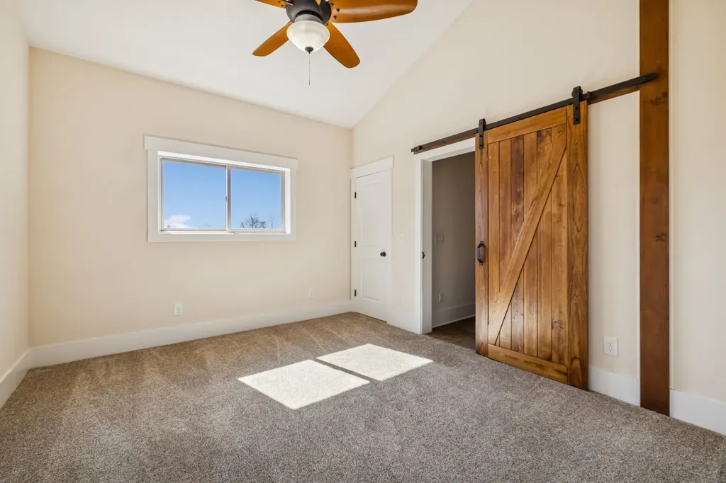1224 Hangar Road Springfield TN 37172