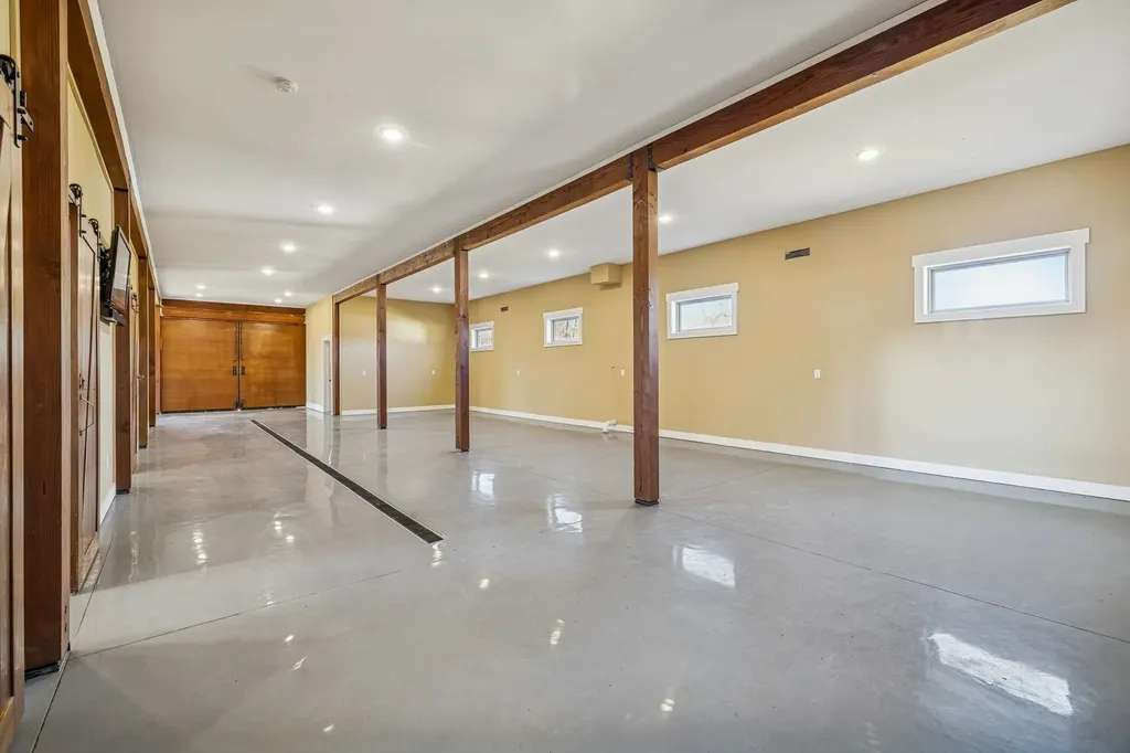 1224 Hangar Road Springfield TN 37172