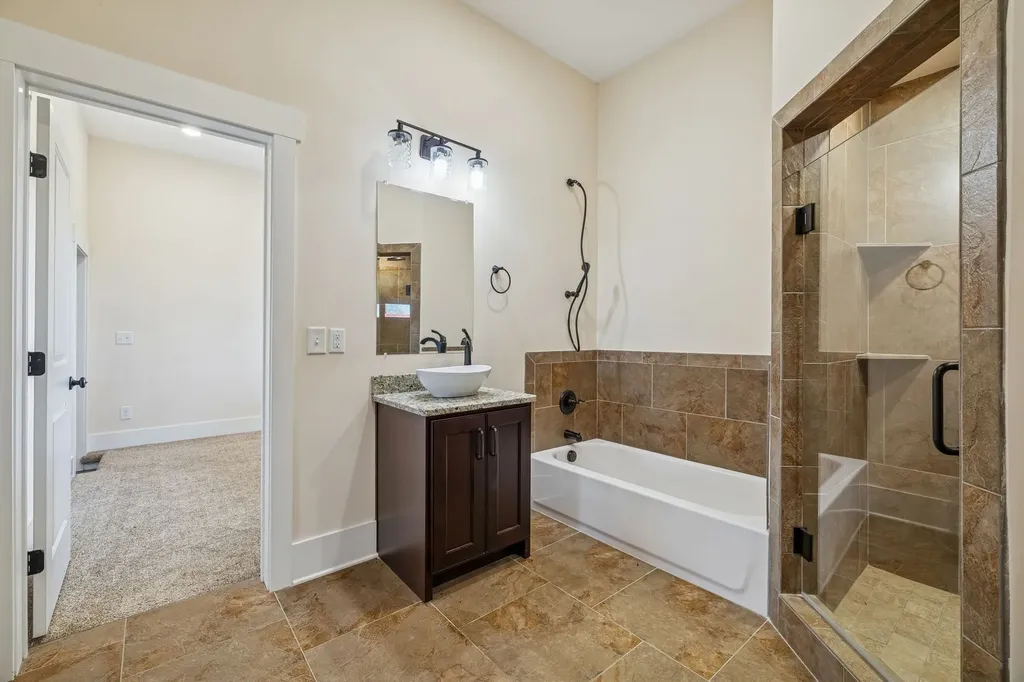 1224 Hangar Road Springfield TN 37172
