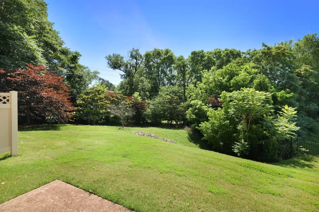 1028 Ashmore Drive Nashville TN 37211