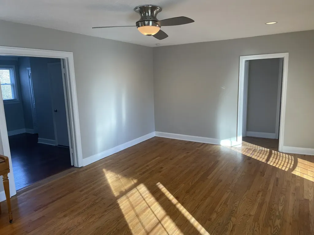 2003 Hackberry Lane Nashville TN 37206
