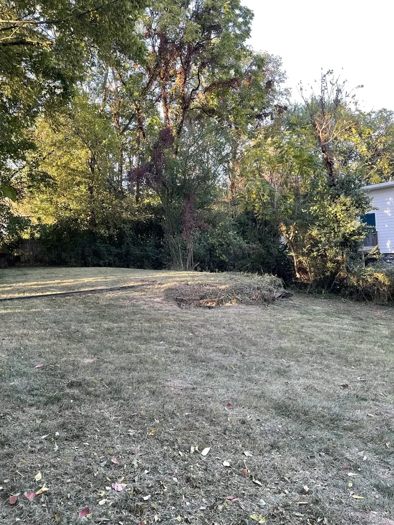 2003 Hackberry Lane Nashville TN 37206