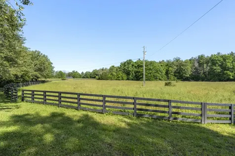 8238 Hawkins Road College Grove TN 37046