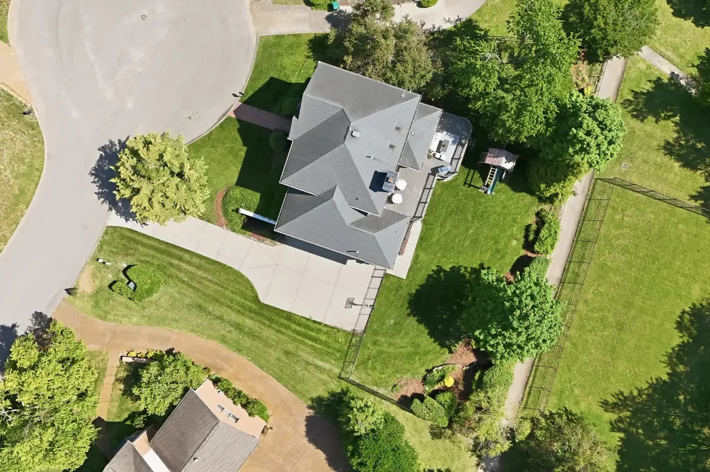 907 Bridgewater Court Nashville TN 37221