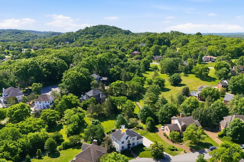 907 Bridgewater Court Nashville TN 37221