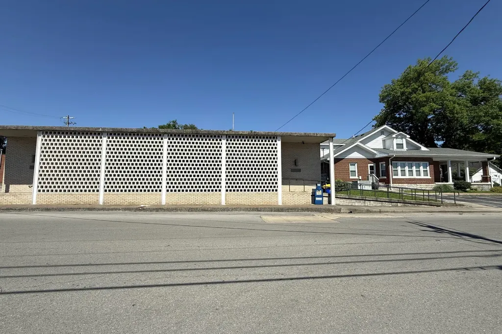 301 W Kentucky Avenue Franklin KY 42134