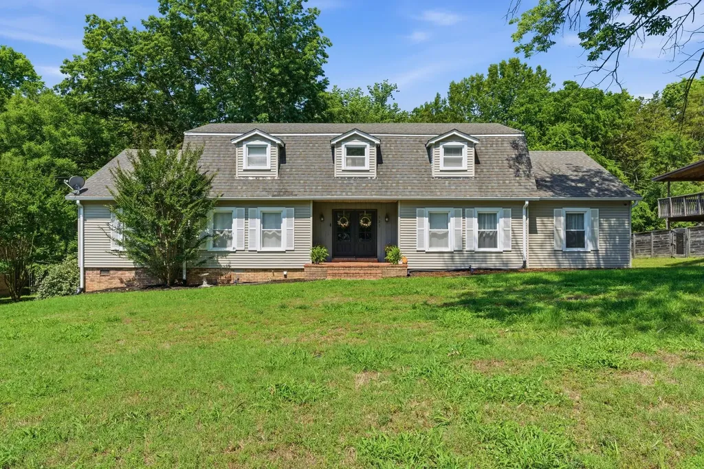 127 Nathan Forest Drive Hendersonville TN 37075