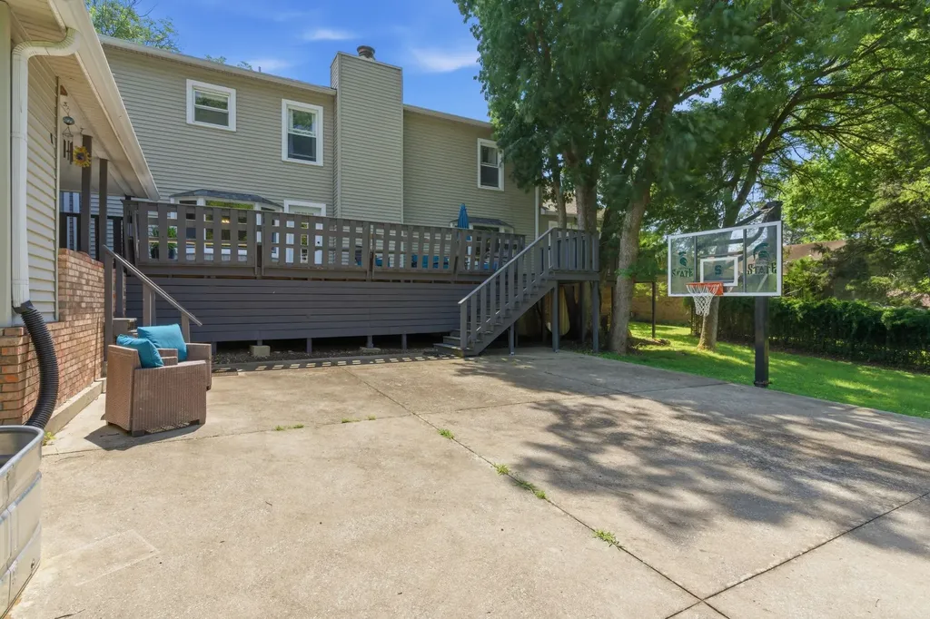 127 Nathan Forest Drive Hendersonville TN 37075