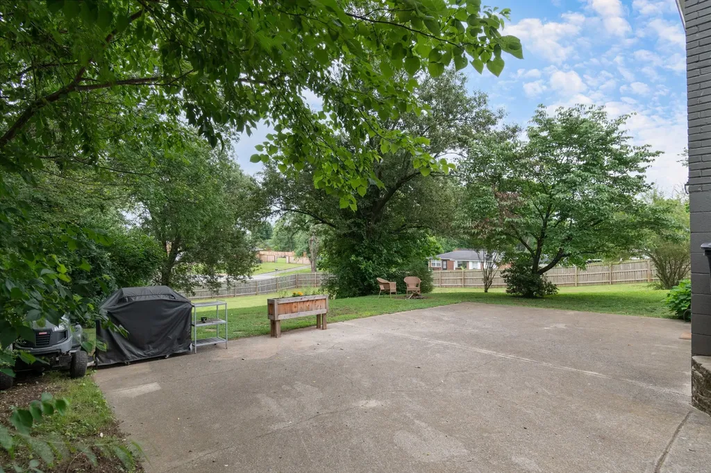 923 Shauna Drive Nashville TN 37214