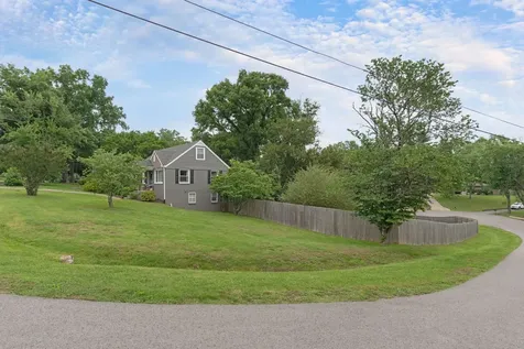 923 Shauna Drive Nashville TN 37214