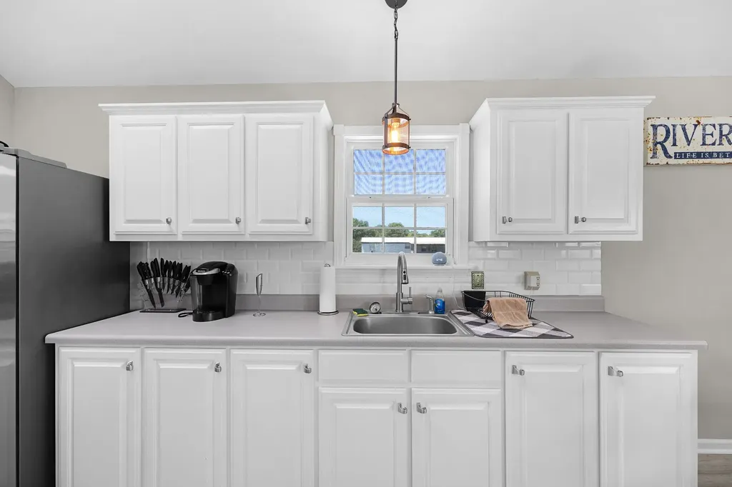 958 Pevahouse Camp Lane Decaturville TN 38329
