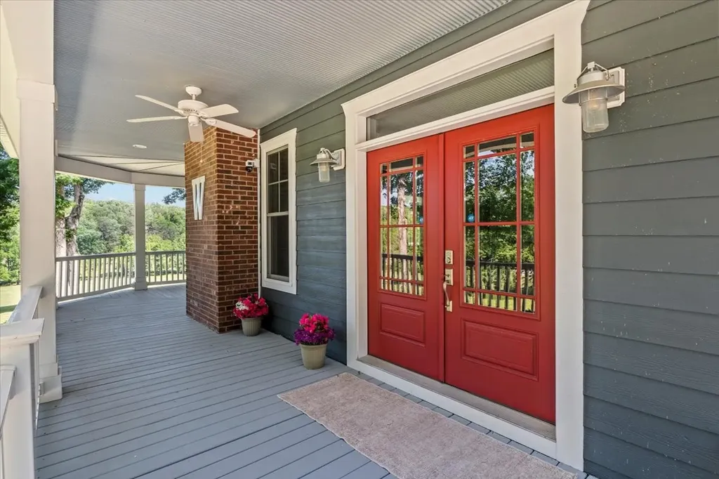 1267 Wades Branch Road Centerville TN 37033