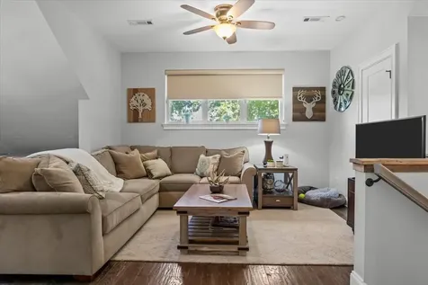 1267 Wades Branch Road Centerville TN 37033