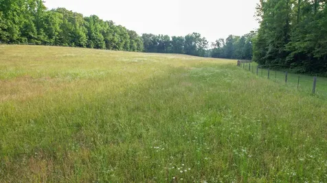 1267 Wades Branch Road Centerville TN 37033