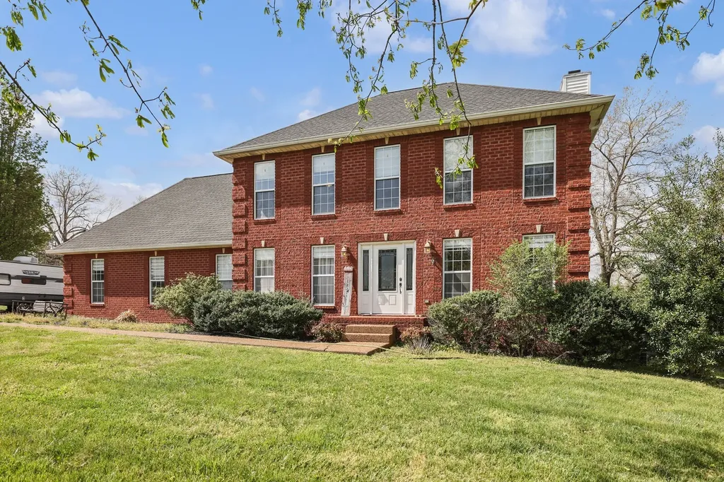 407 Ranch Road Portland TN 37148