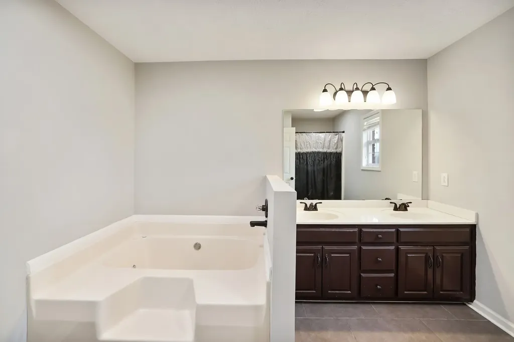 407 Ranch Road Portland TN 37148