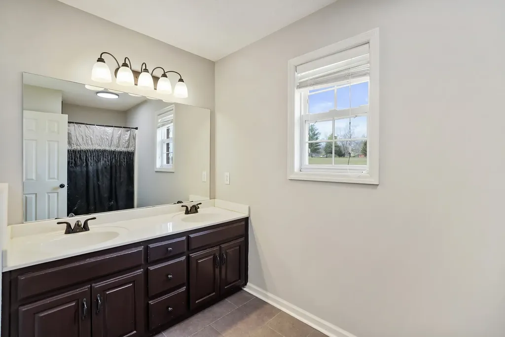 407 Ranch Road Portland TN 37148