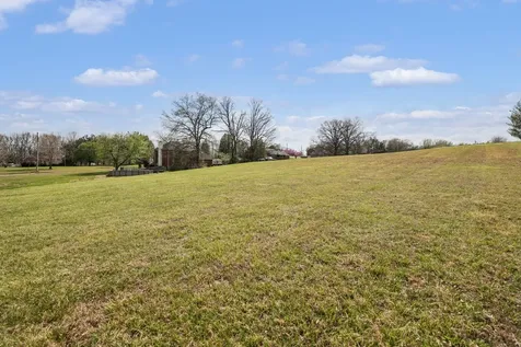 407 Ranch Road Portland TN 37148