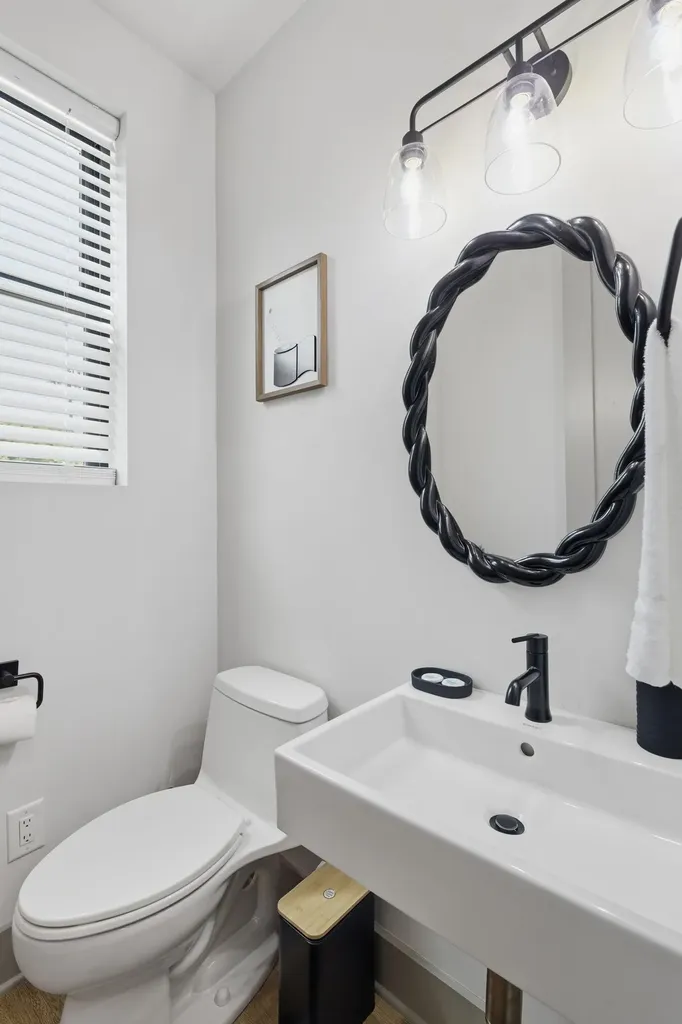 2014B 9th Ave, N Nashville TN 37208