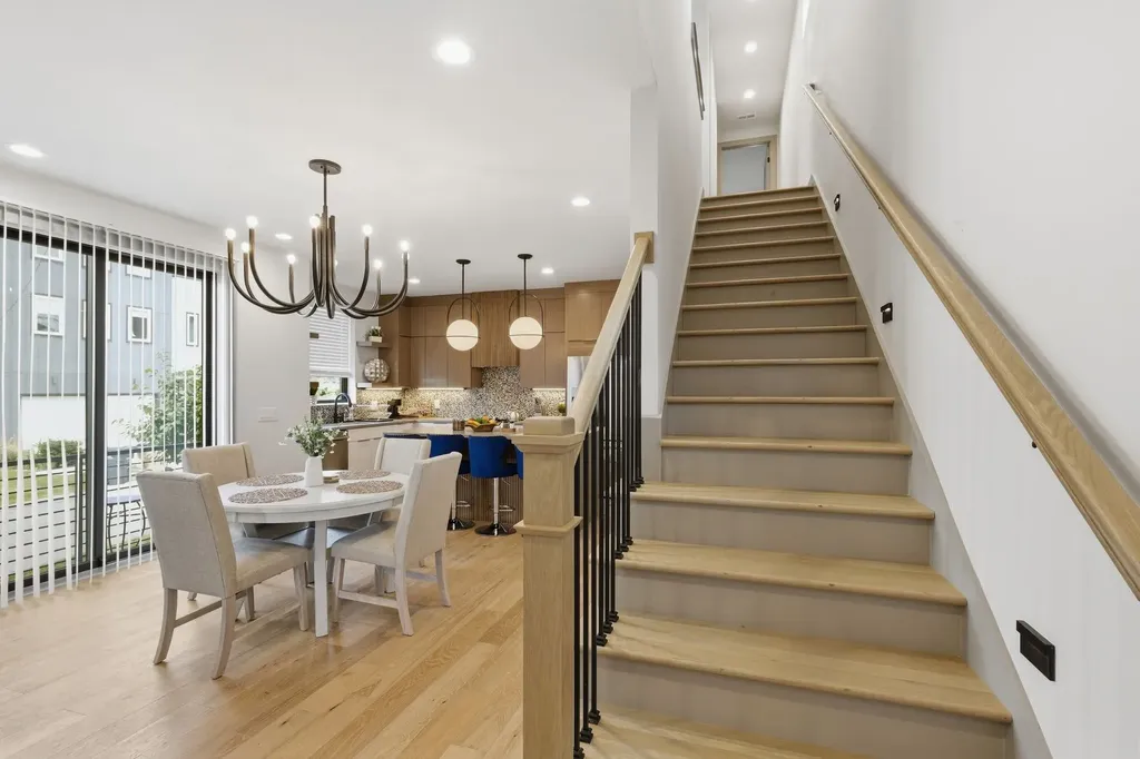 2014B 9th Ave, N Nashville TN 37208