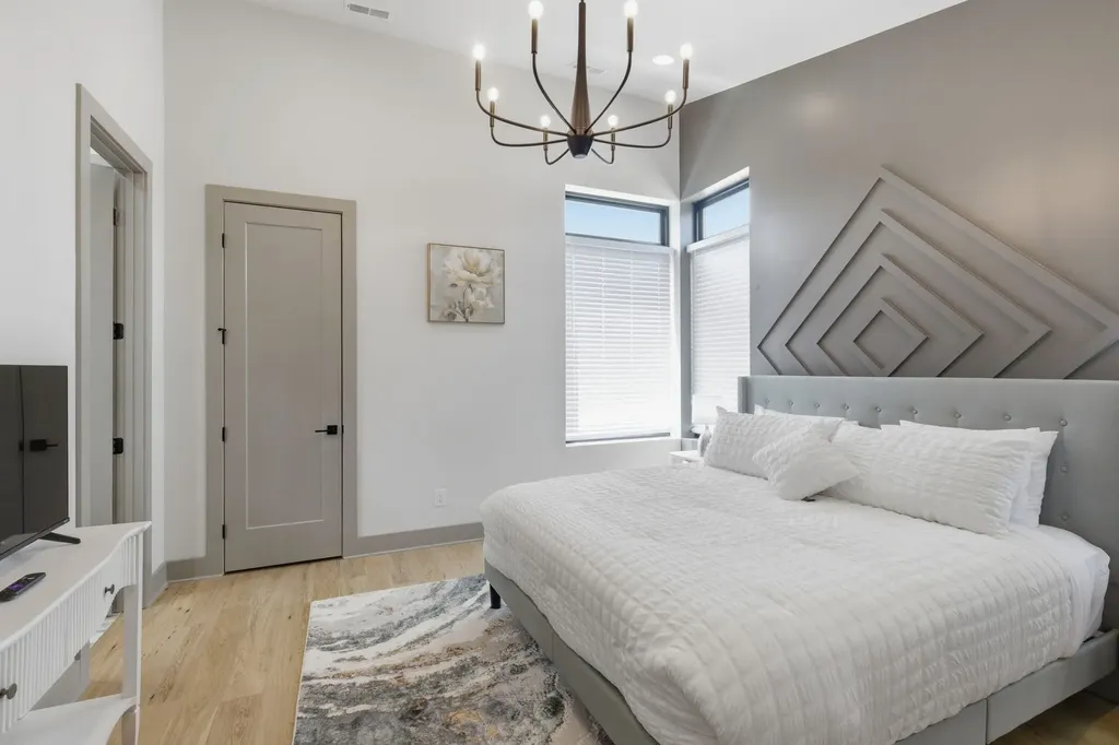 2014B 9th Ave, N Nashville TN 37208