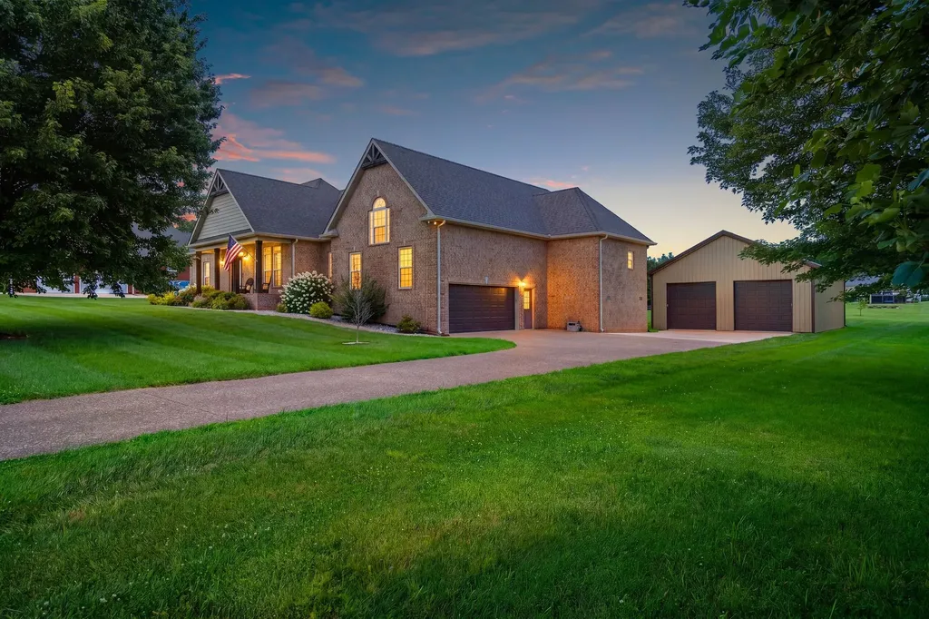 69 Deer Run Road Cross Plains TN 37049
