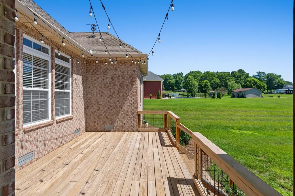 69 Deer Run Road Cross Plains TN 37049